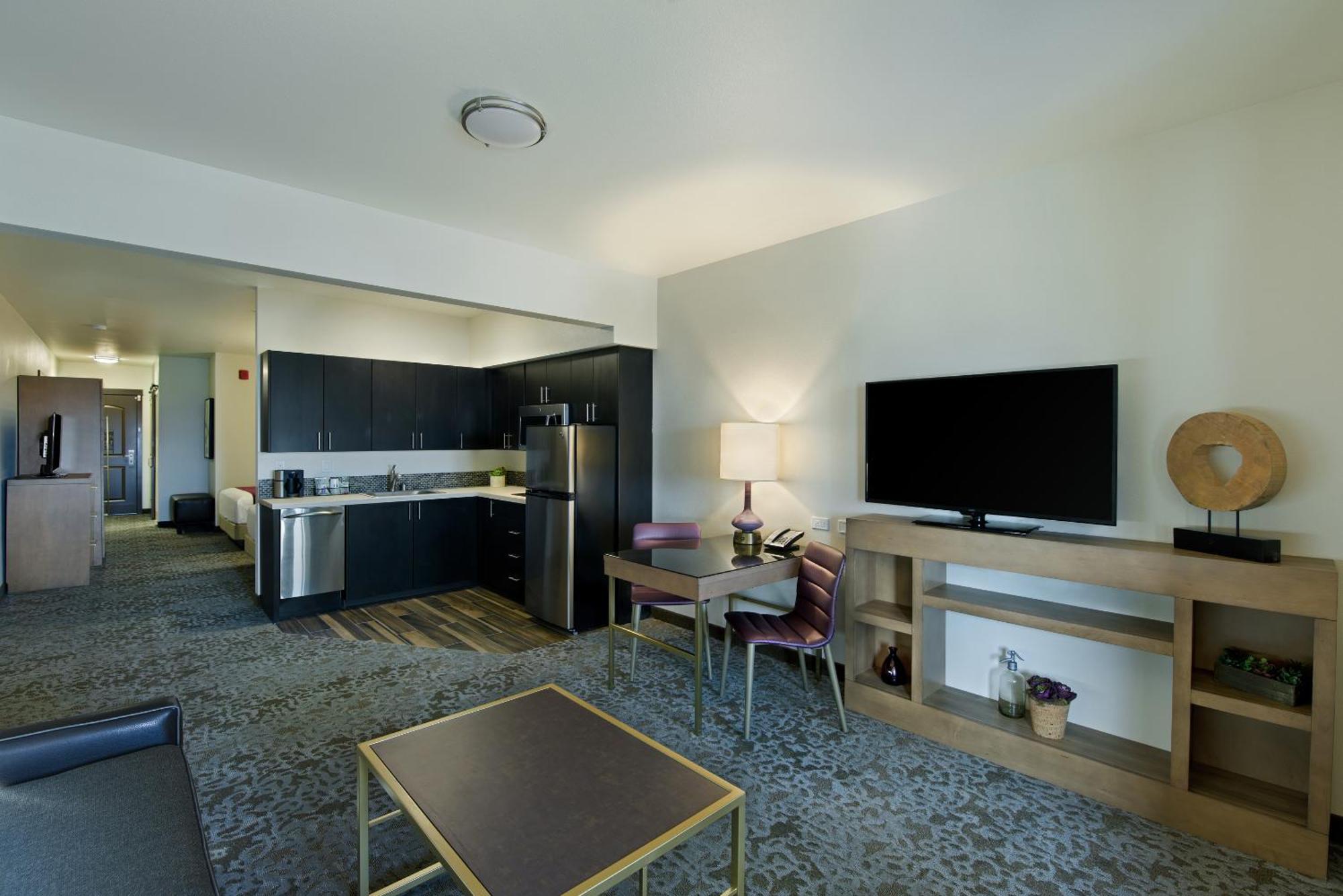 Oxford Suites Sonoma - Rohnert Park Oda fotoğraf