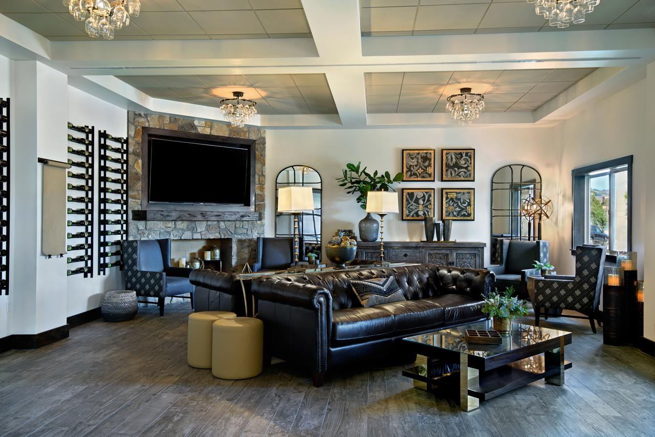 Oxford Suites Sonoma - Rohnert Park Oda fotoğraf