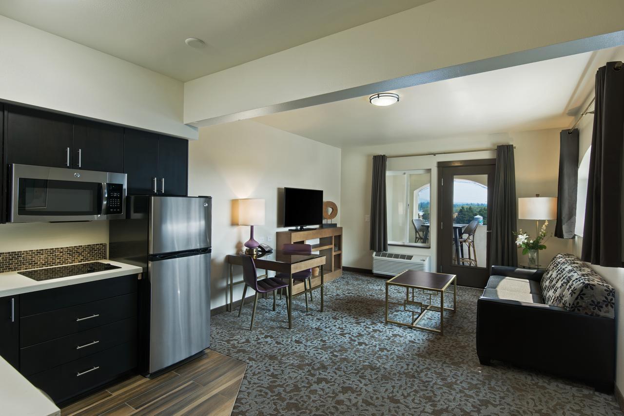 Oxford Suites Sonoma - Rohnert Park Dış mekan fotoğraf